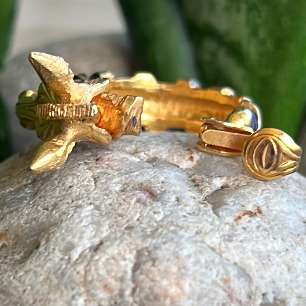 Hattie Carnegie Earrings Missing Tiny Eye Stone - image 6